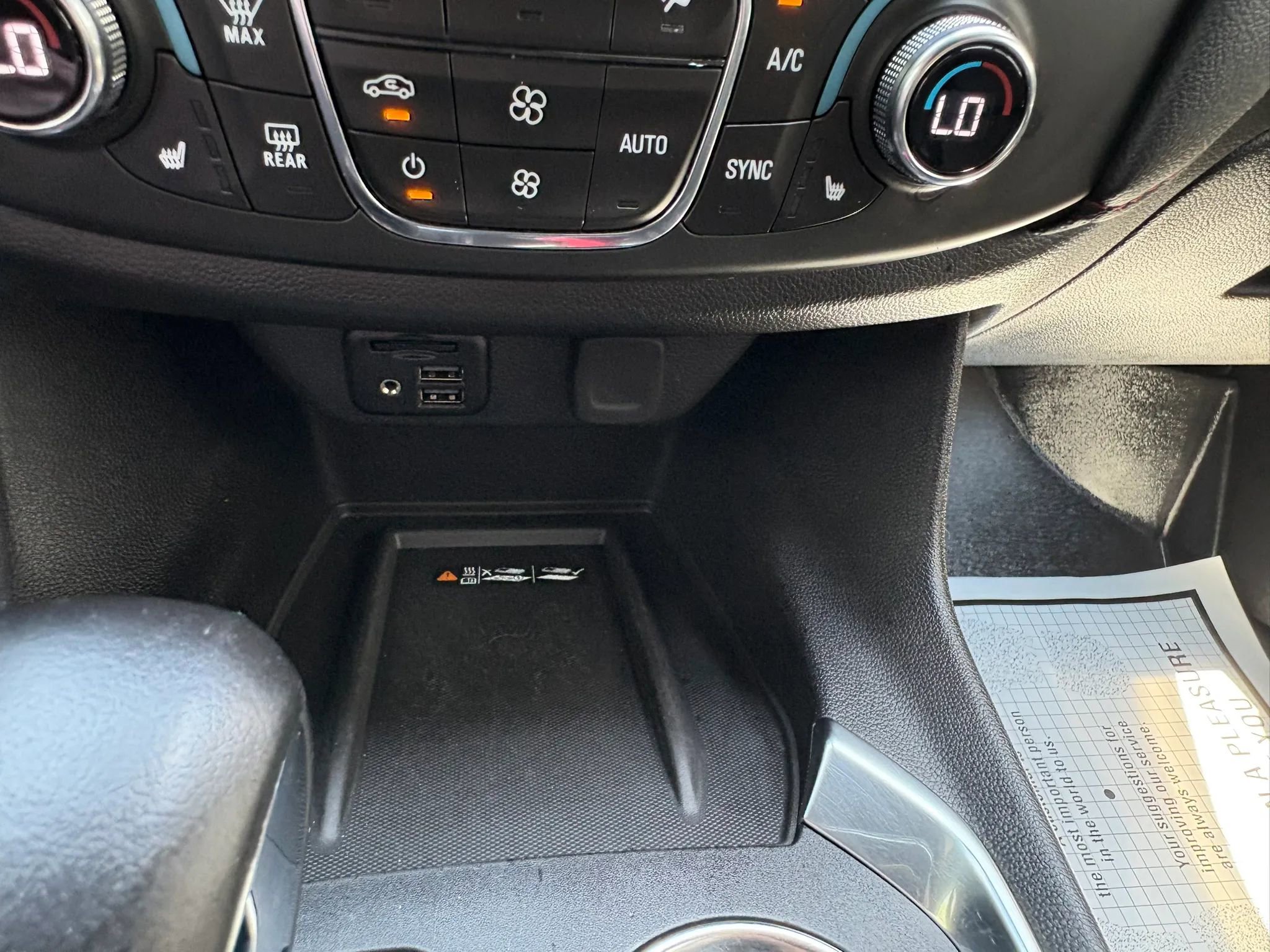 Used 2022 Chevrolet Traverse RS w/ LPO, 'HIT The Road' Package FWD image 48