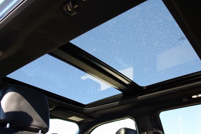 Used 2019 Ford F150 Raptor w/ Equipment Group 802A Luxury image 28