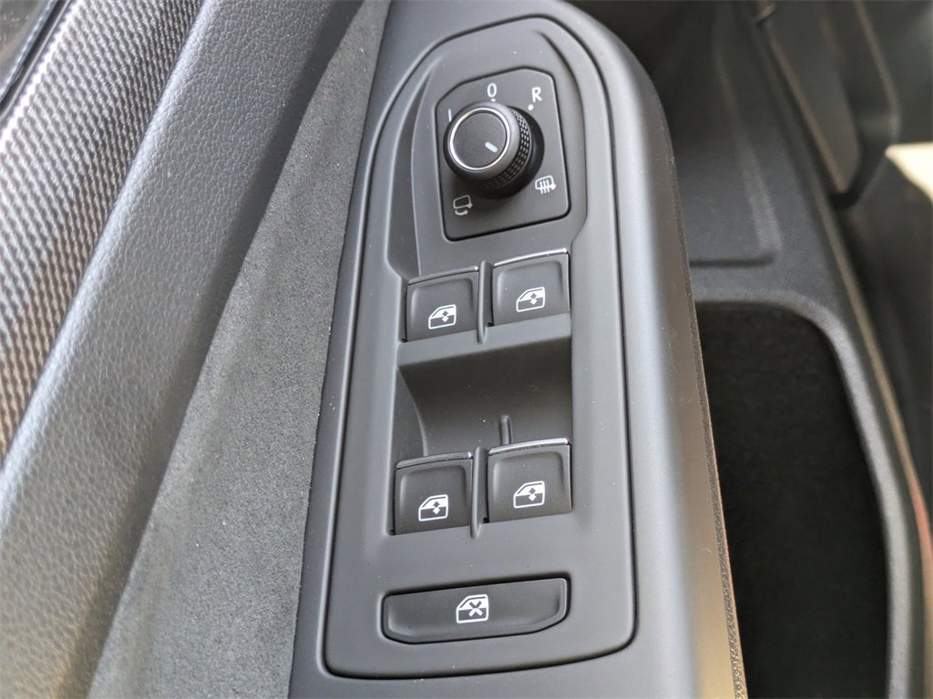 New 2025 Volkswagen GTI SE image 24