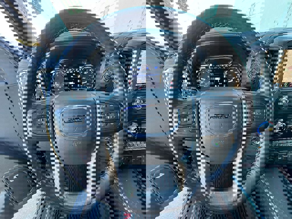 Certified 2020 GMC Sierra 1500 Denali w/ Denali Ultimate Package image 37