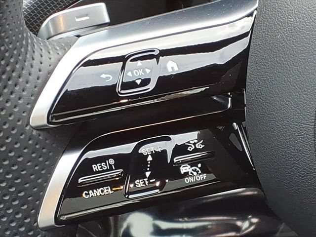 Certified 2025 Mercedes-Benz C 300 4MATIC Sedan image 10