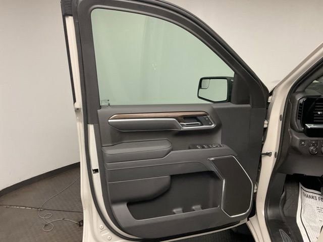 New 2026 Chevrolet Silverado 1500 RST w/ LPO, Dark Essentials Package image 9