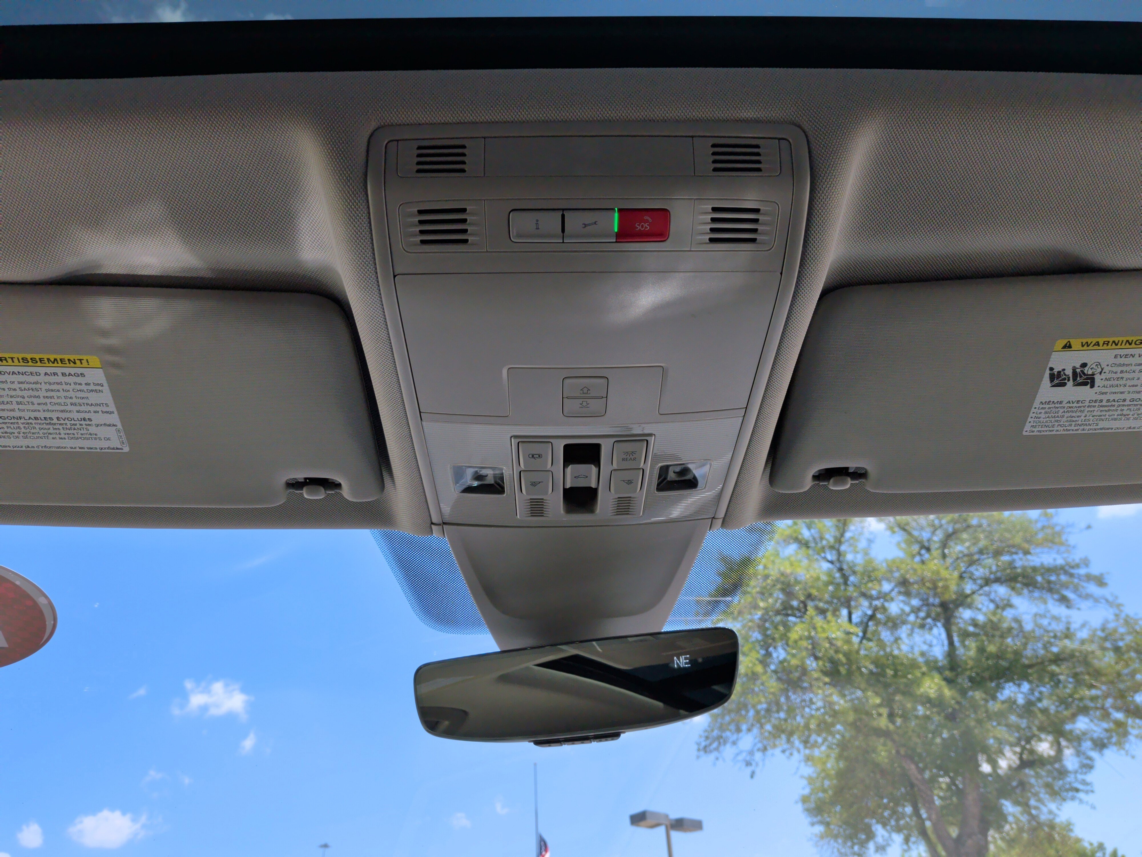 Used 2021 Volkswagen Tiguan SEL w/ 3-Row Tiguan MDO Package FWD image 26