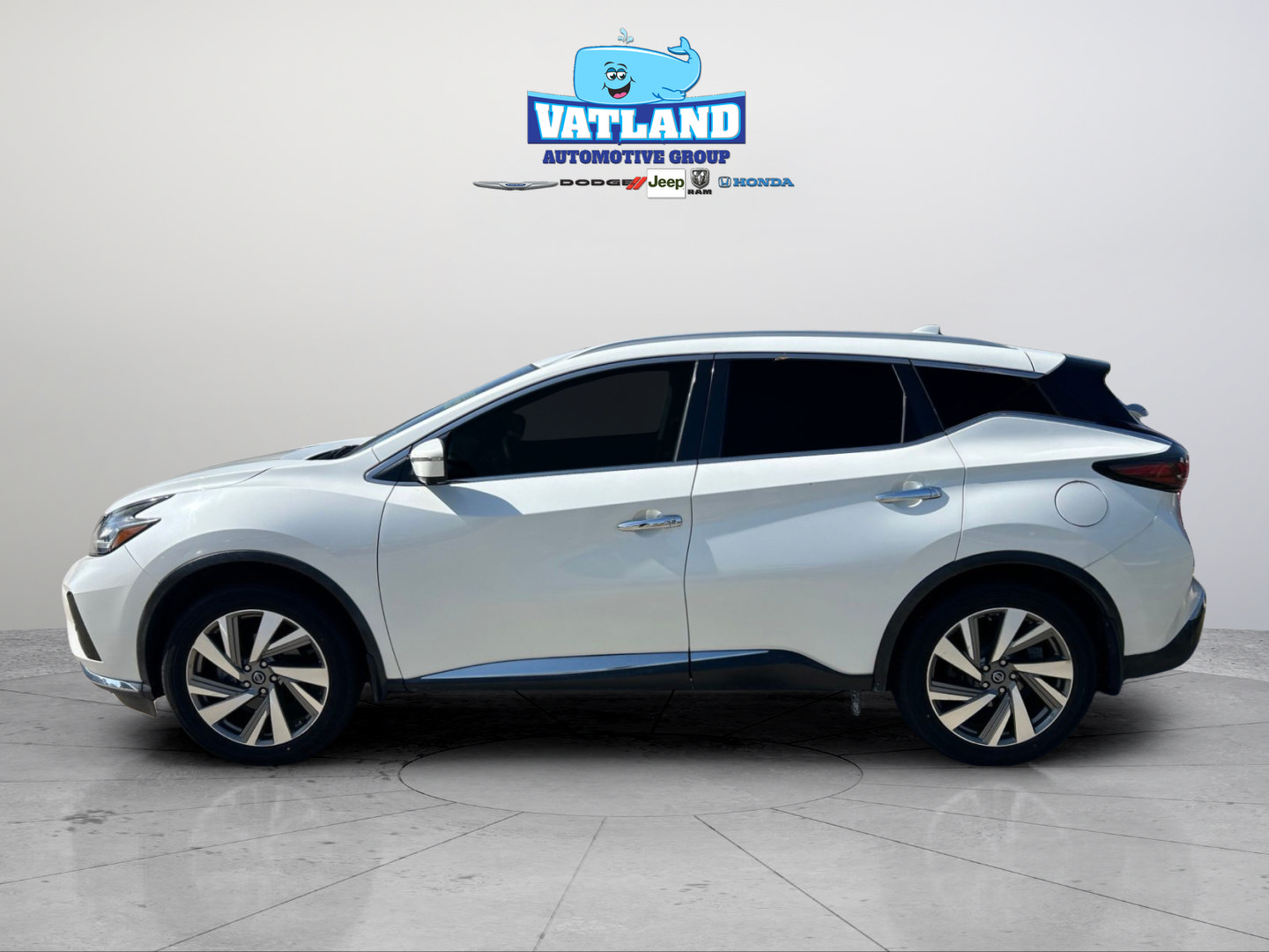 Used 2020 Nissan Murano SL w/ Moonroof Package FWD image 2