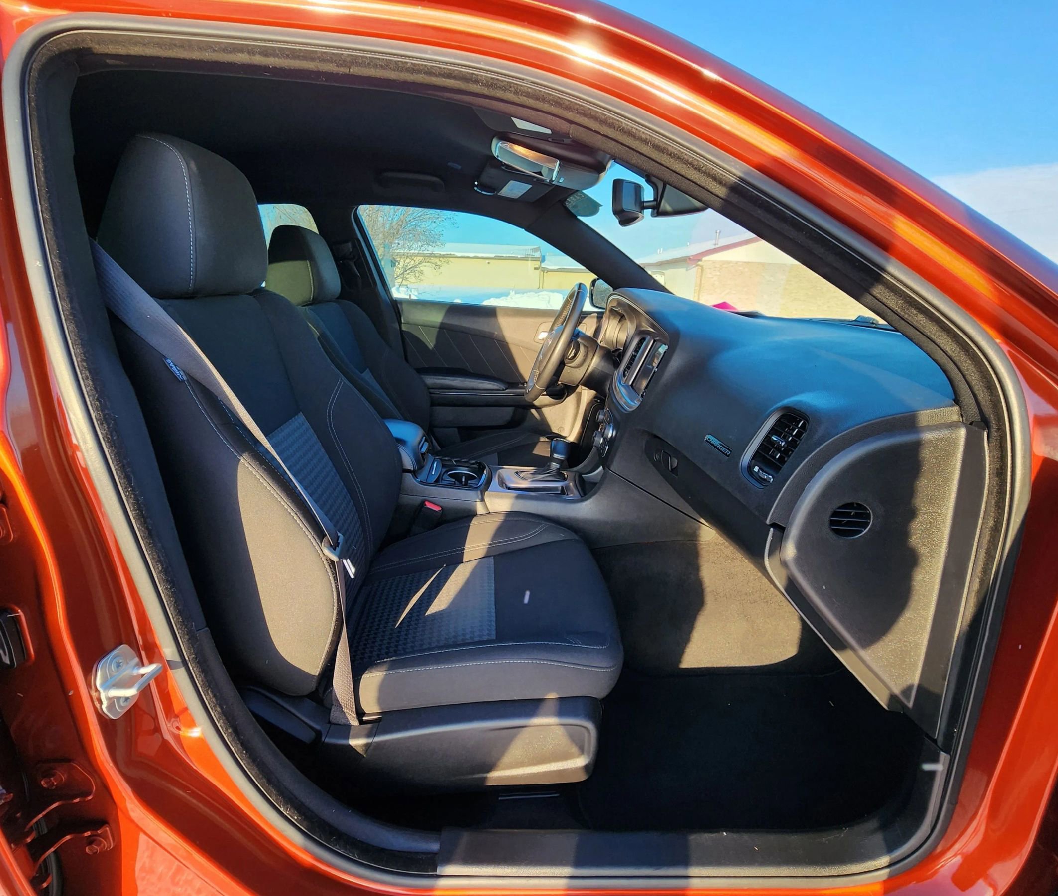 Used 2023 Dodge Charger SXT w/ Blacktop Package image 17