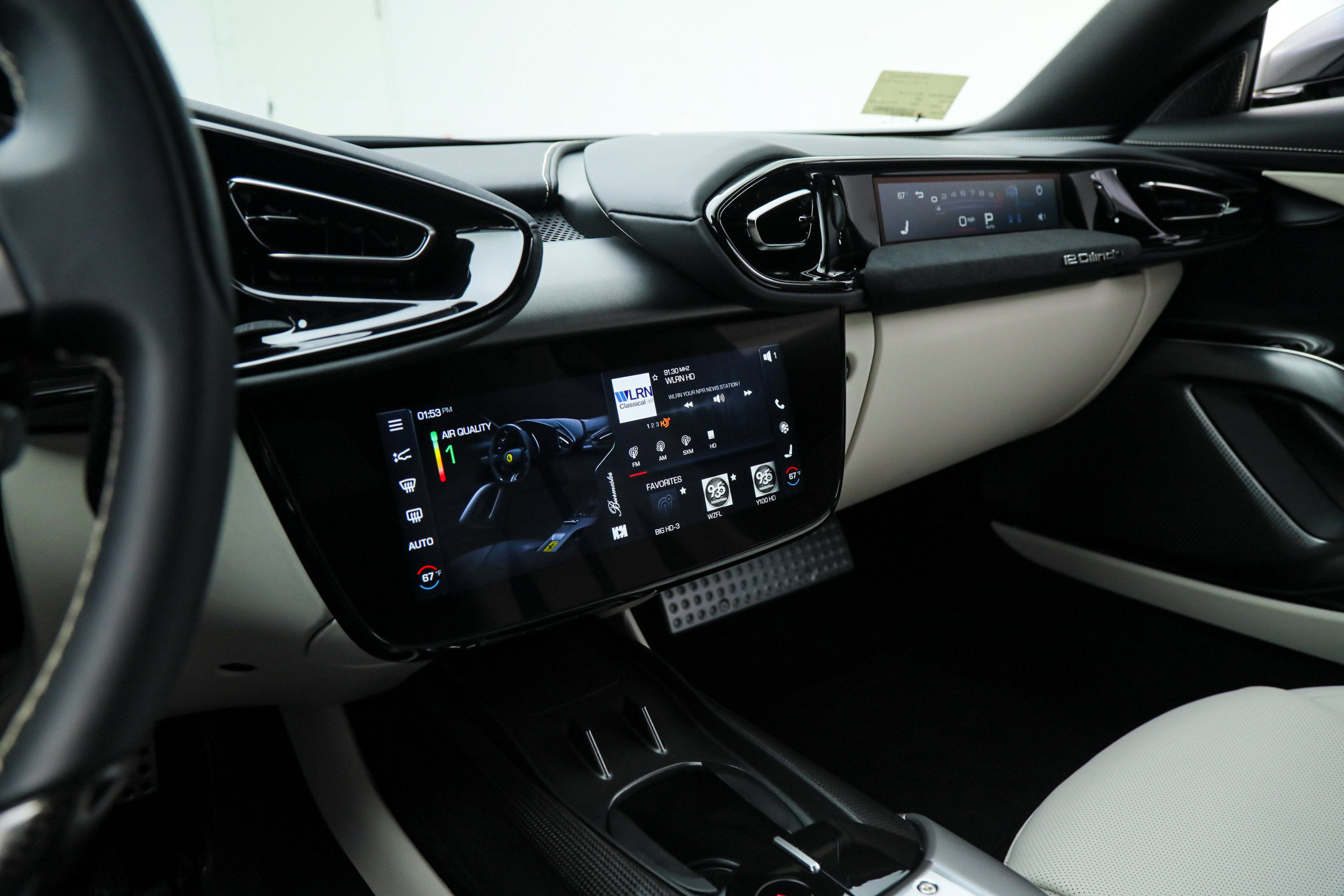 Certified 2025 Ferrari 12Cilindri RWD image 36