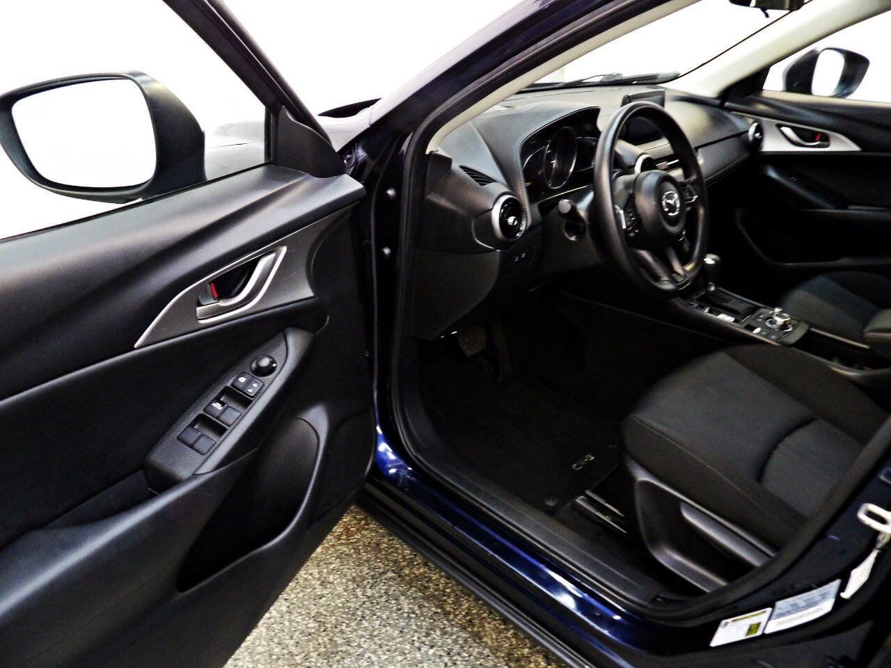 Used 2021 MAZDA CX-3 Sport AWD/4WD image 9