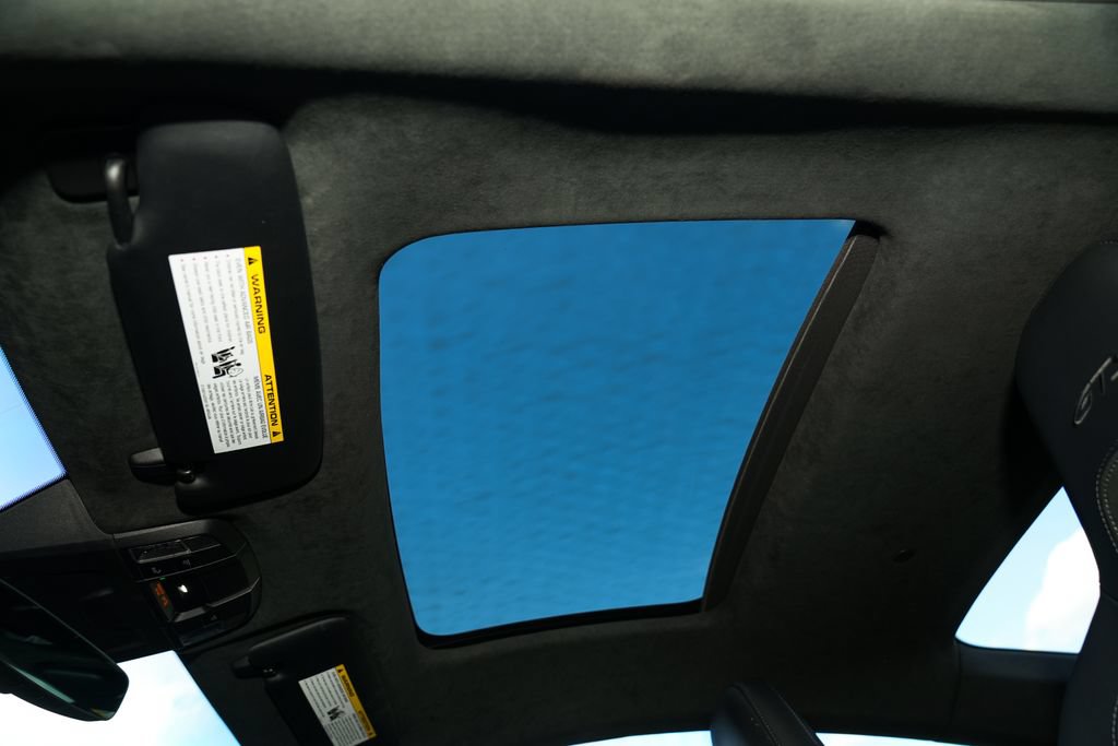 Certified 2025 Porsche 911 Carrera GTS RWD image 23