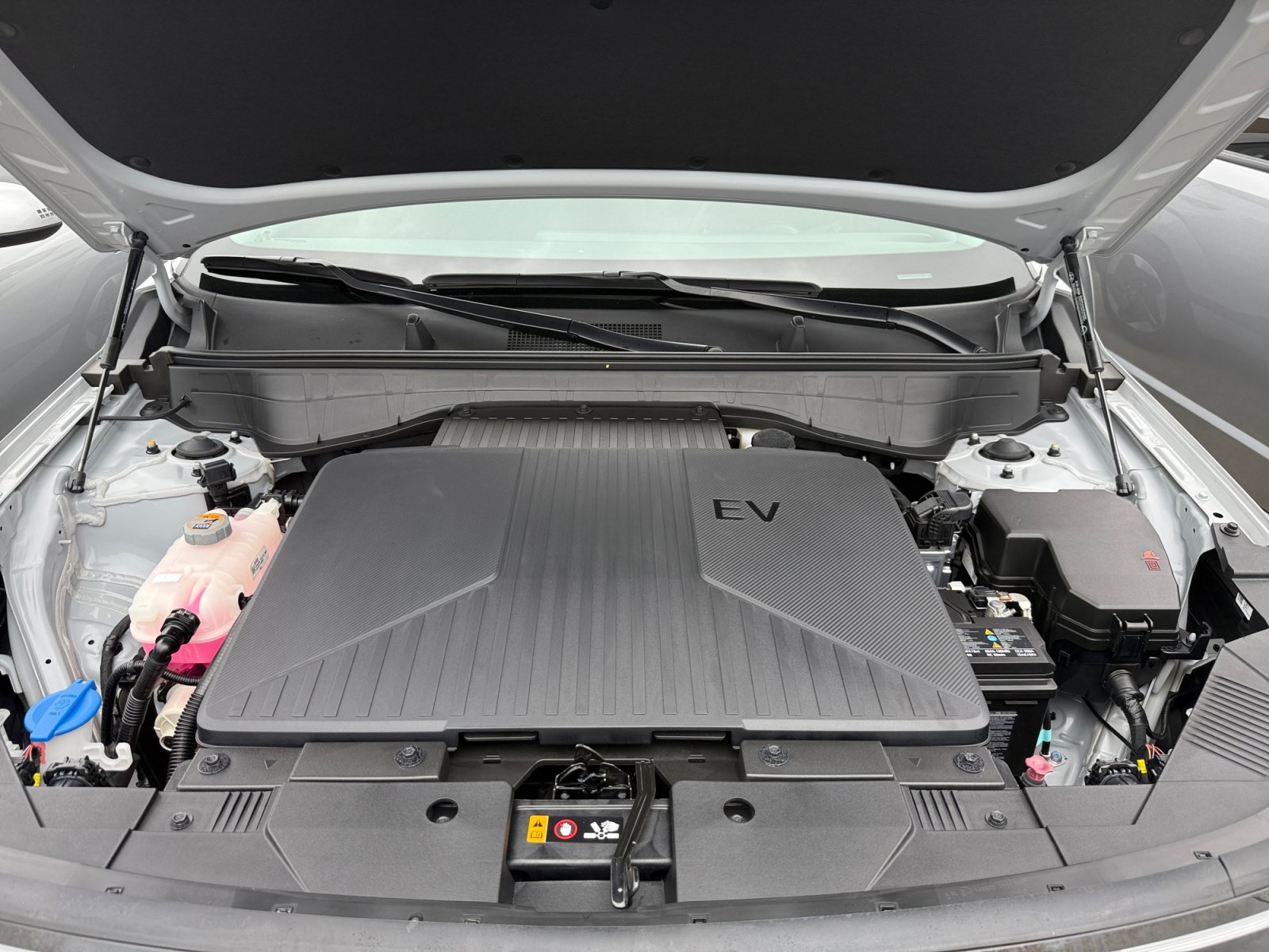 Certified 2025 Hyundai Kona SE FWD image 20