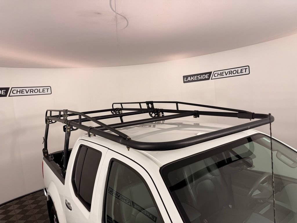 Used 2015 Nissan Frontier SL AWD/4WD image 15