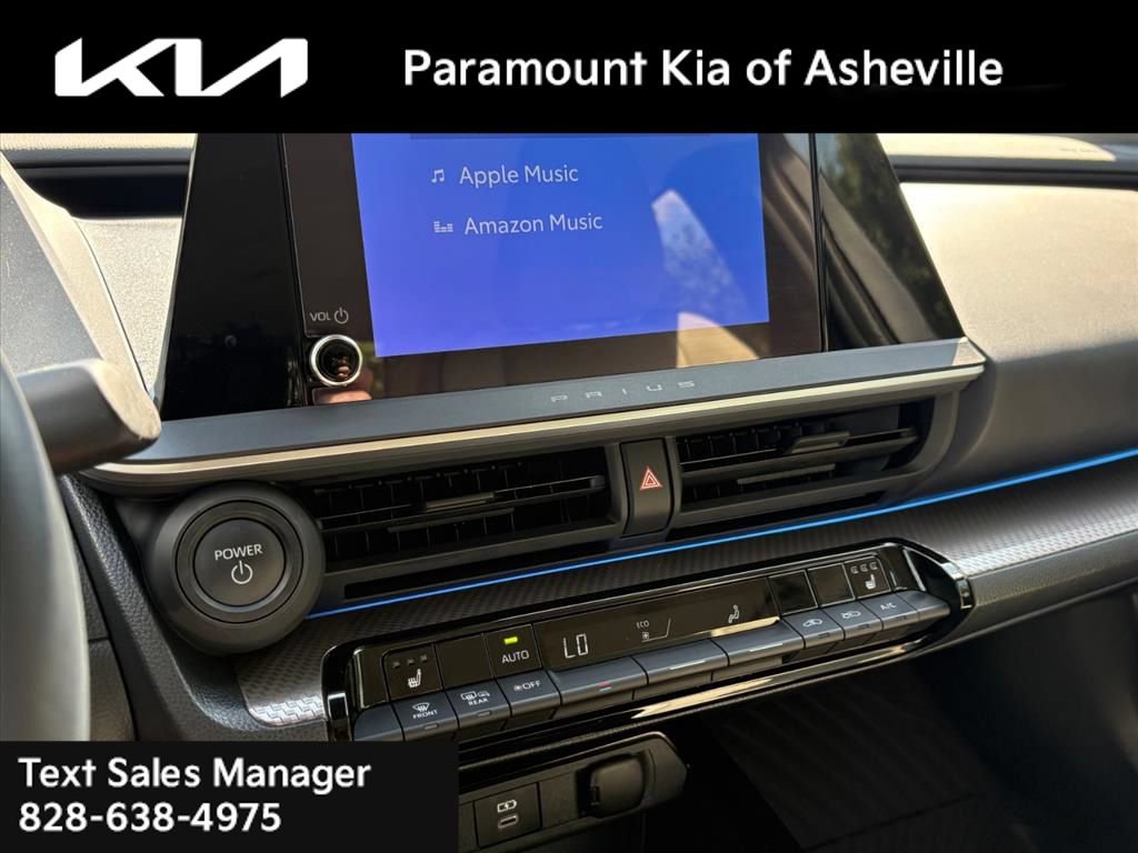 Used 2026 Toyota Prius XLE FWD image 12