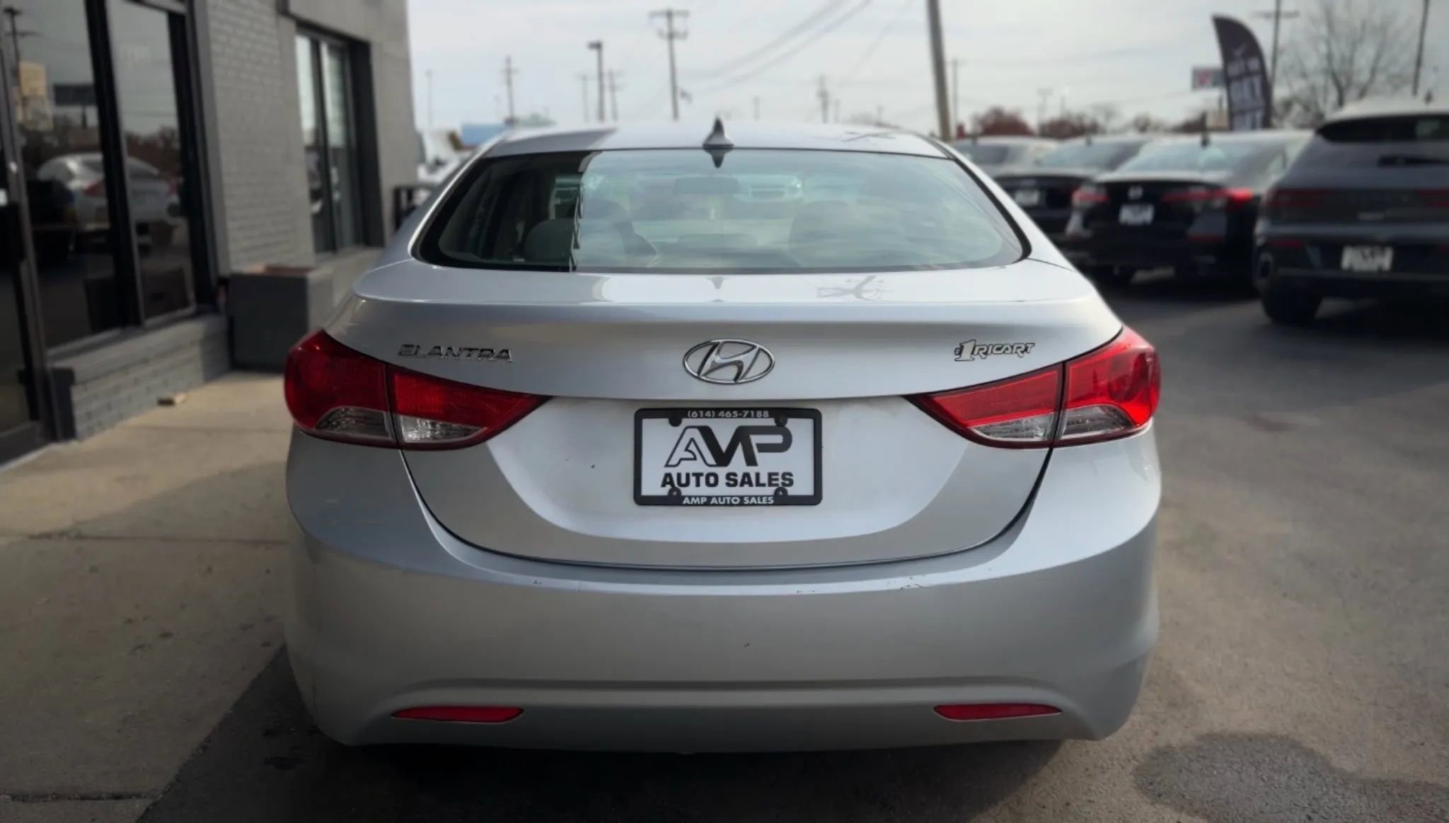 Used 2013 Hyundai Elantra GLS w/ Preferred Pkg image 4
