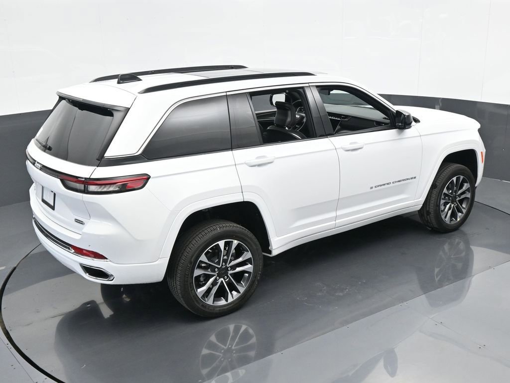 Used 2024 Jeep Grand Cherokee Overland w/ Luxury Tech Group IV image 54