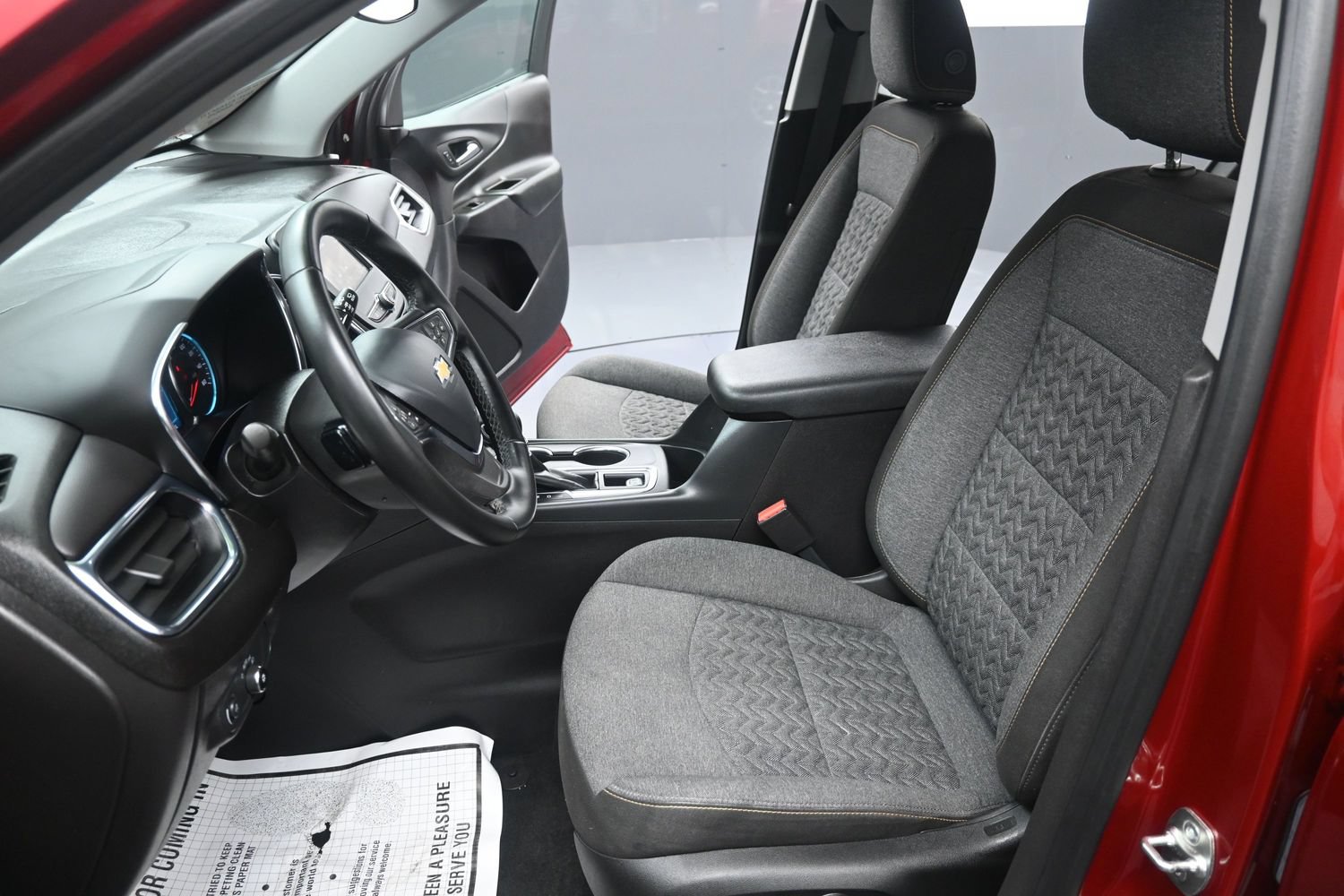 Used 2024 Chevrolet Equinox LT w/ LPO, Floor Liner Package AWD/4WD image 17