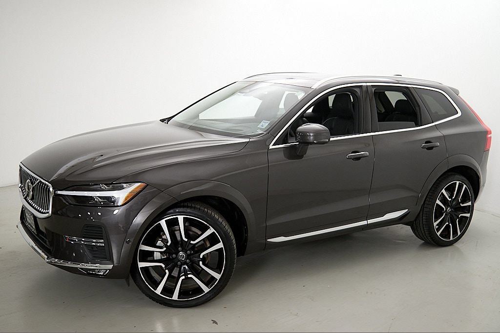 Certified 2023 Volvo XC60 B6 Ultimate AWD/4WD image 3