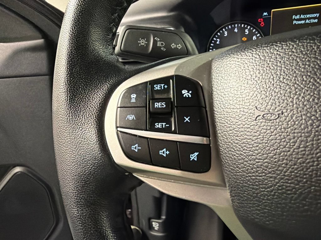 Certified 2022 Ford Explorer XLT w/ Equipment Group 202A AWD/4WD image 19