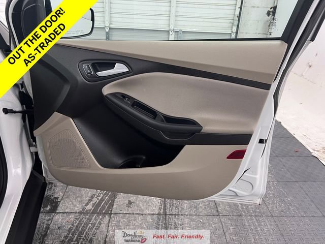 Used 2015 Ford Focus SE FWD image 31