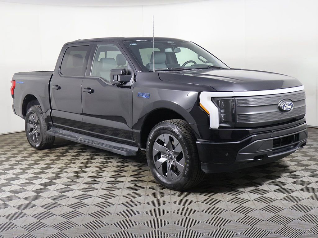 Used 2025 Ford F150 Lightning Lariat image 56