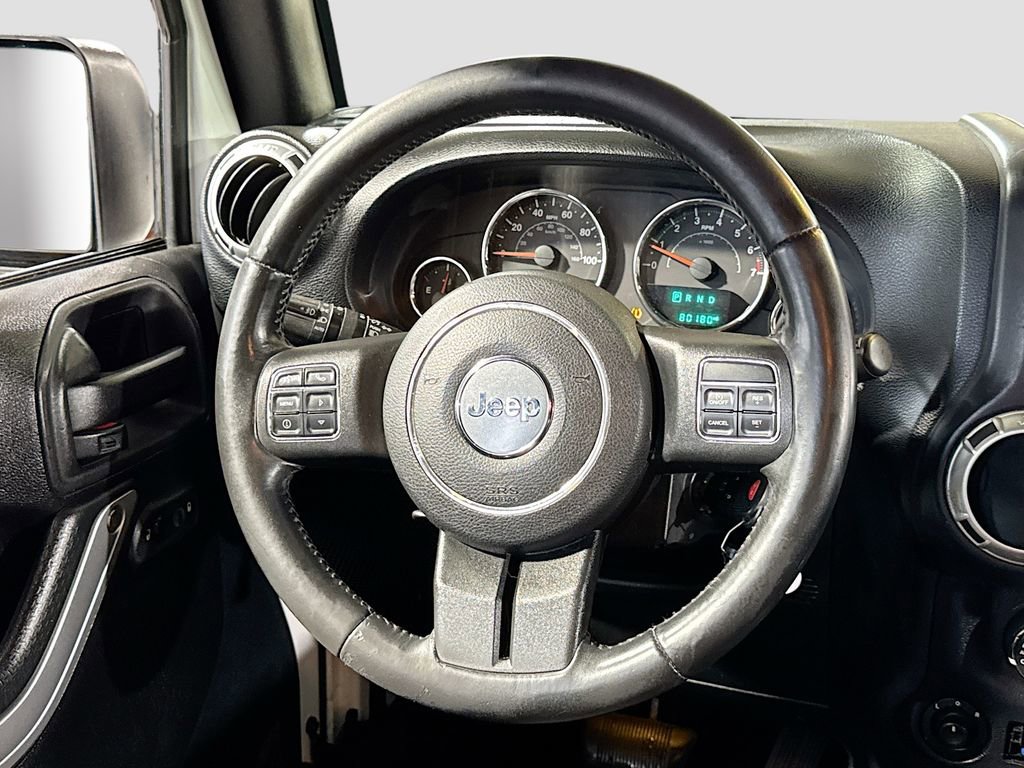 Used 2015 Jeep Wrangler Unlimited Sahara w/ Connectivity Group image 16