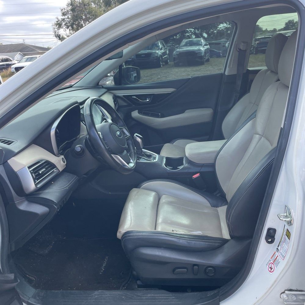 Used 2020 Subaru Outback Limited image 7