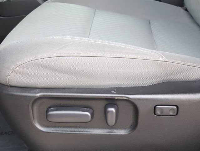 Used 2021 Toyota Tacoma SR5 RWD image 14