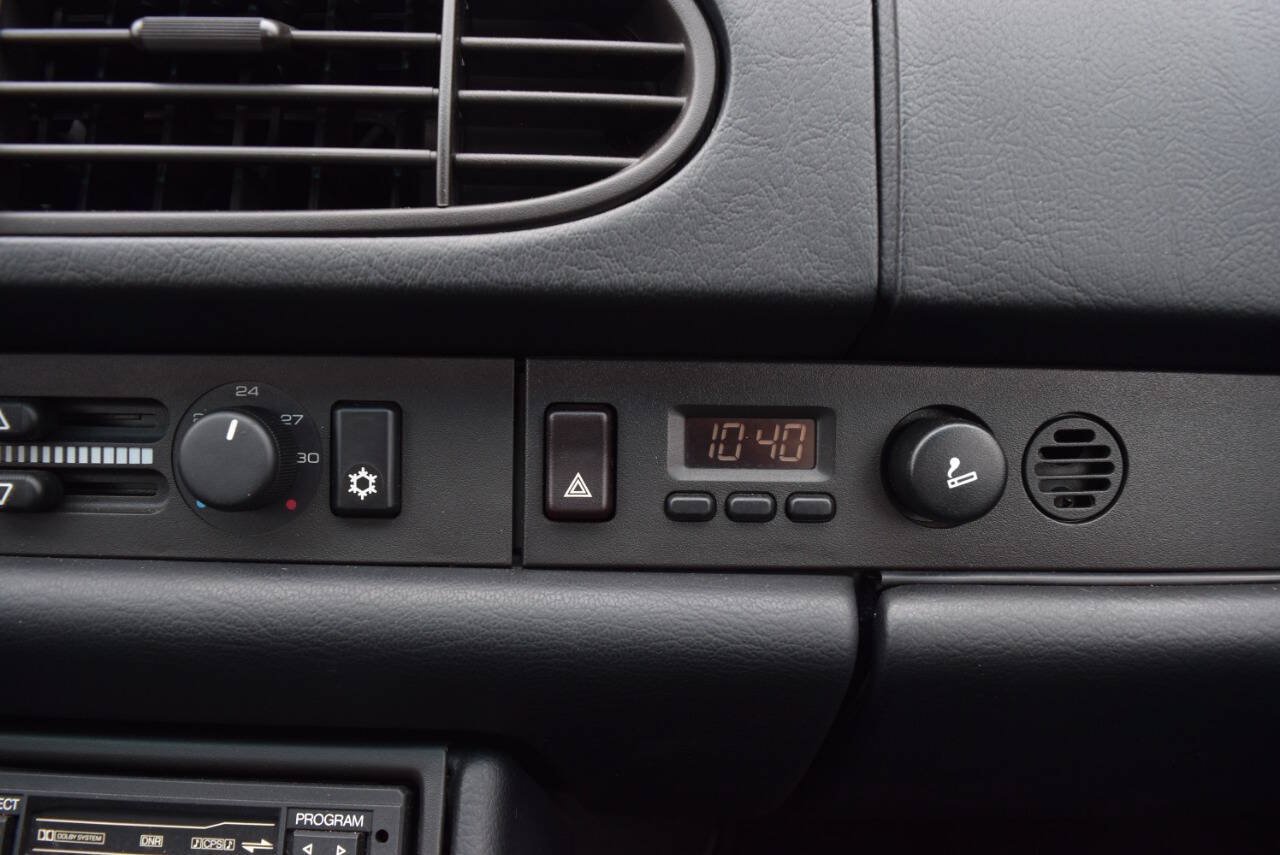 Used 1988 Porsche 944 Turbo Coupe RWD image 45