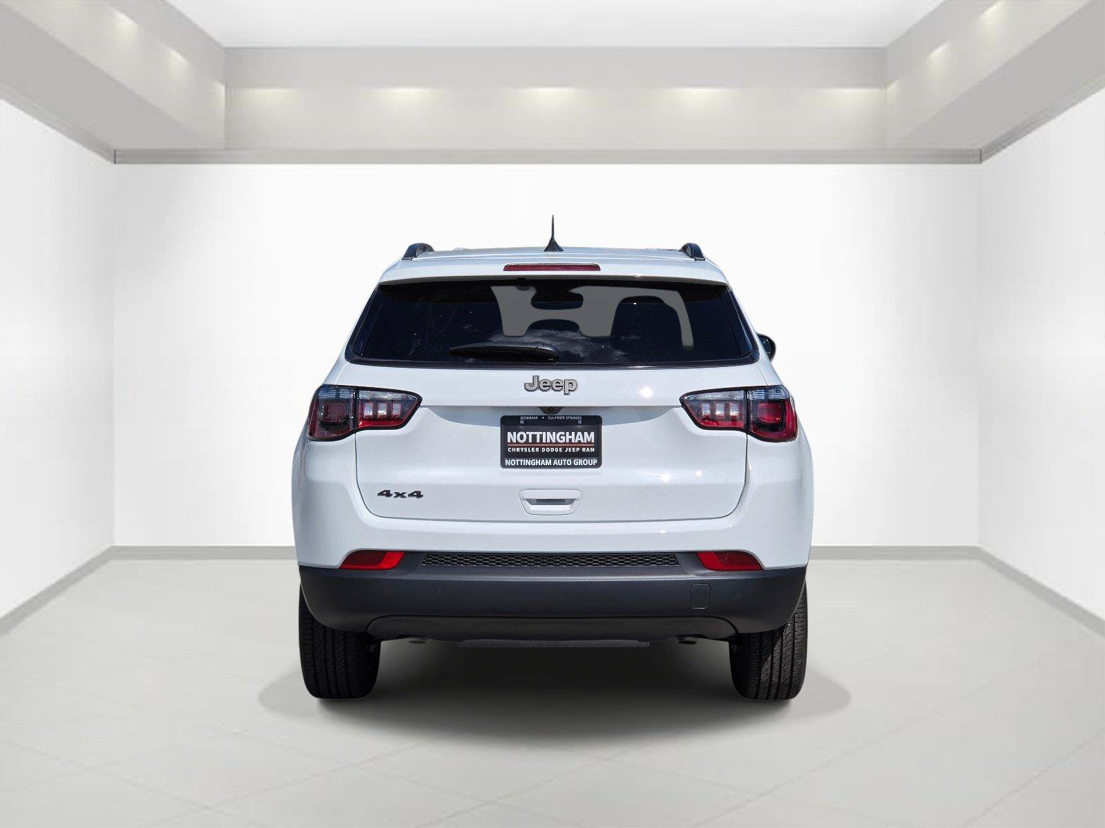 New 2026 Jeep Compass Latitude AWD/4WD image 4
