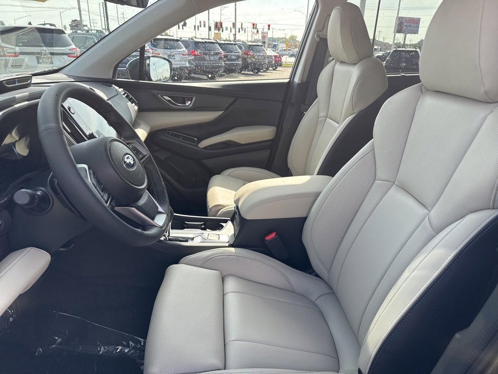 New 2025 Subaru Ascent Limited image 8