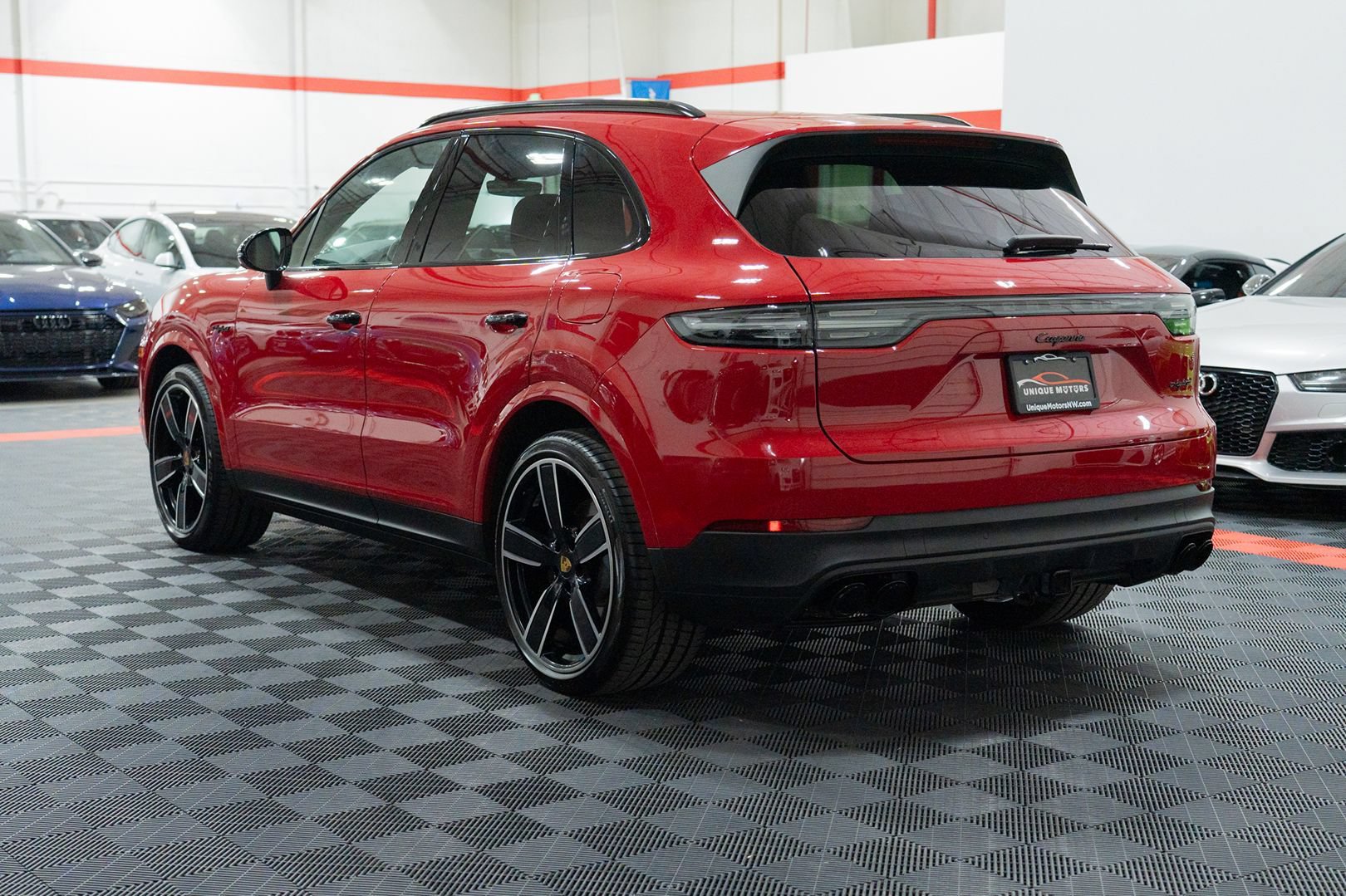 Used 2022 Porsche Cayenne E-Hybrid AWD/4WD image 4