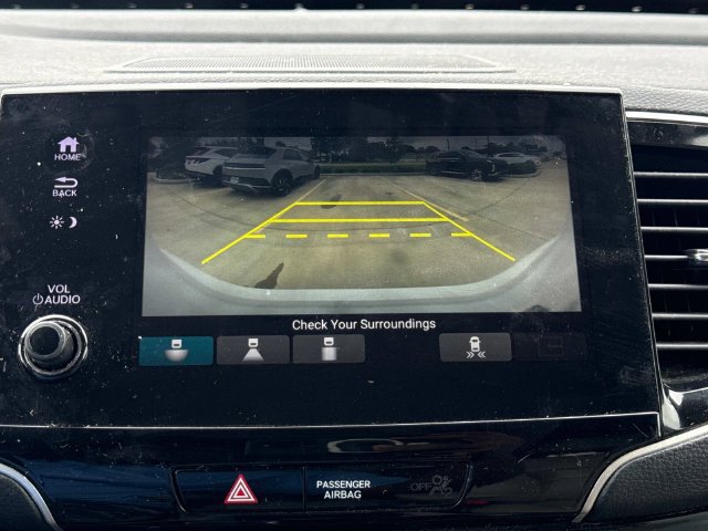 Used 2022 Honda Pilot Touring image 29