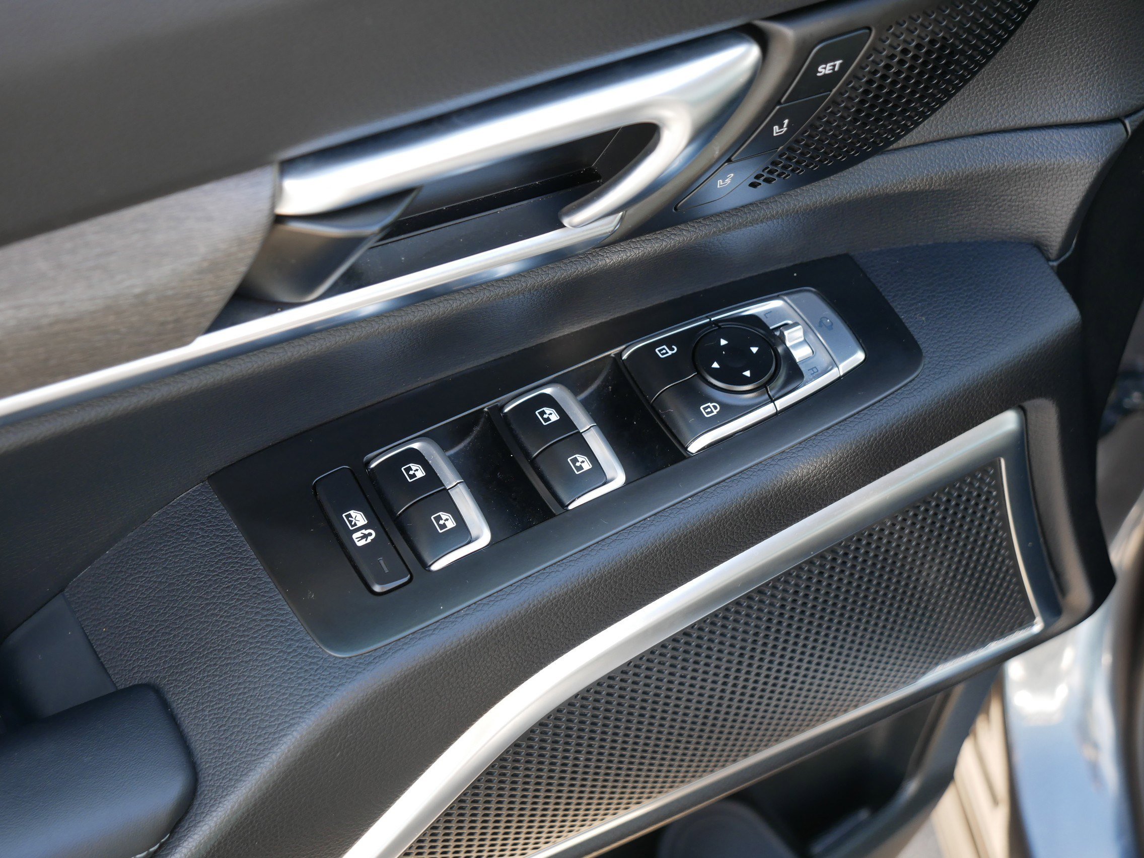 Certified 2022 Kia Telluride SX w/ SX Prestige Package image 19