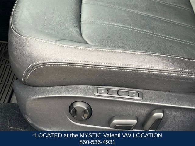 Certified 2020 Volkswagen Passat 2.0T SEL FWD image 35