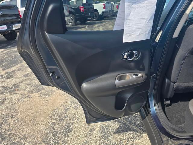 Used 2013 Nissan Juke SV AWD/4WD image 14