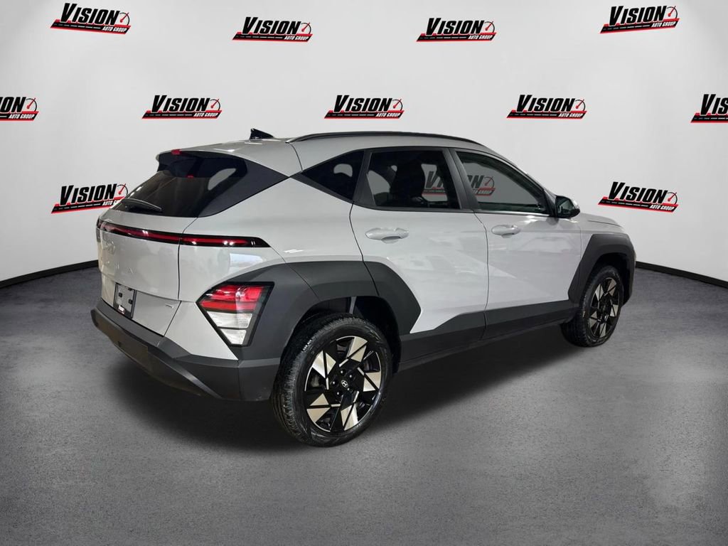 Used 2024 Hyundai Kona SEL w/ Convenience Package image 5