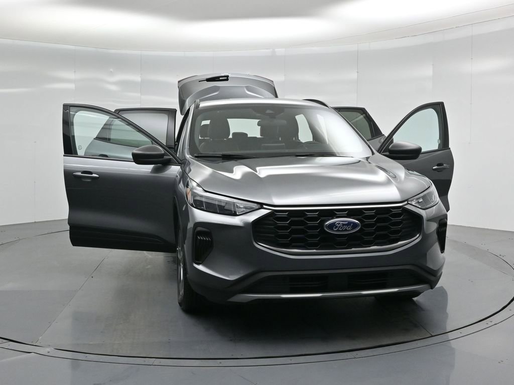 Certified 2025 Ford Escape ST-Line image 29