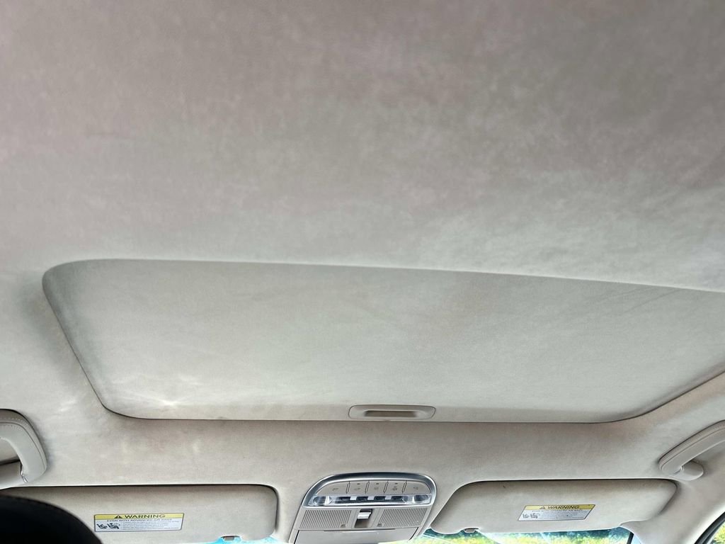 Used 2021 Genesis G90 3.3T Premium image 24