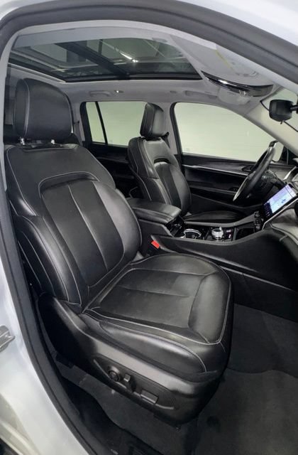 Used 2022 Jeep Grand Cherokee Limited AWD/4WD image 14