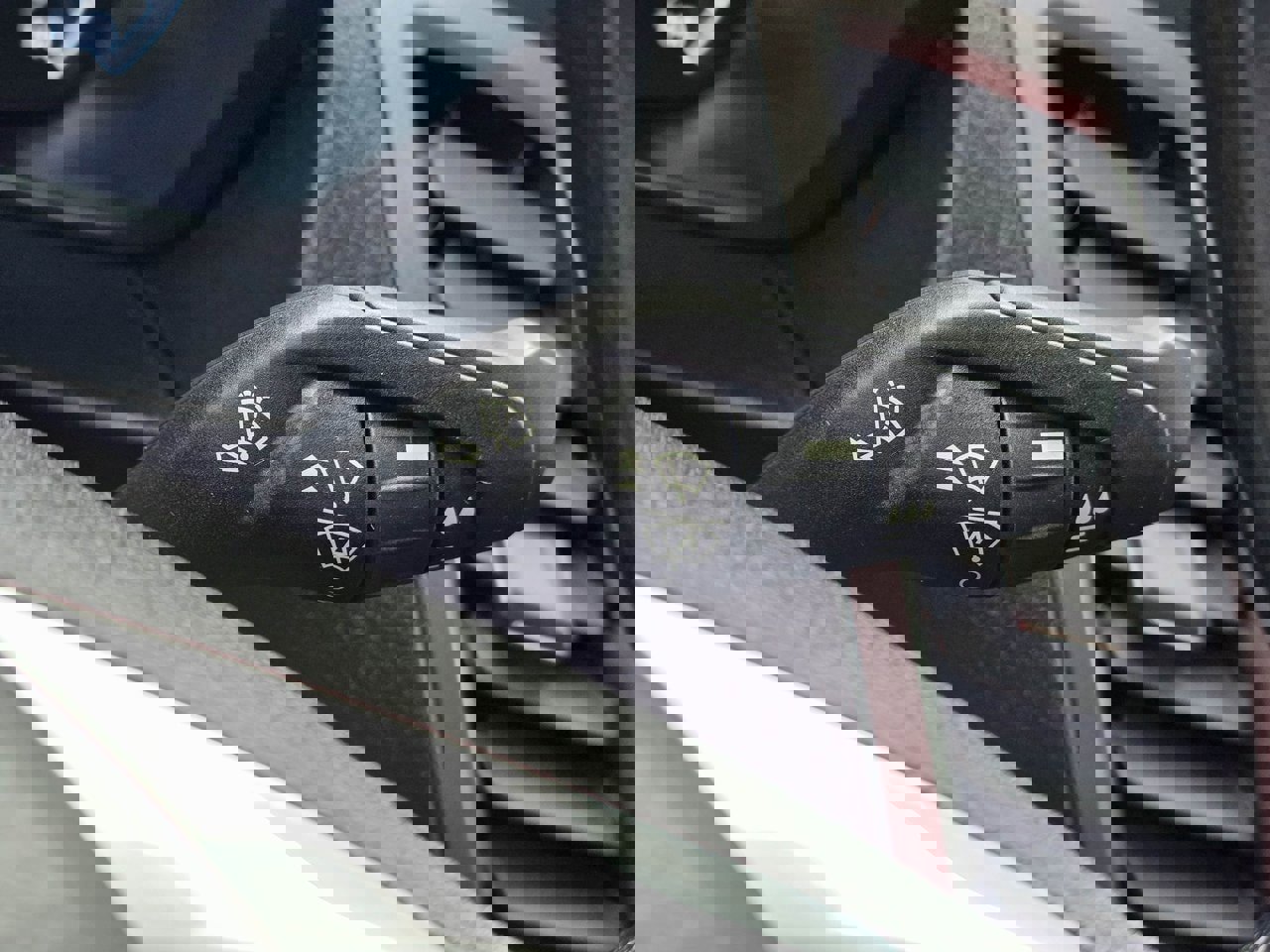 Used 2022 Ford Transit Connect XL image 24