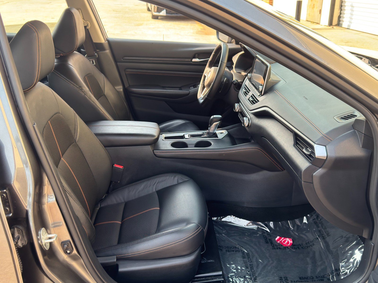 Used 2022 Nissan Altima 2.0 SR FWD image 14
