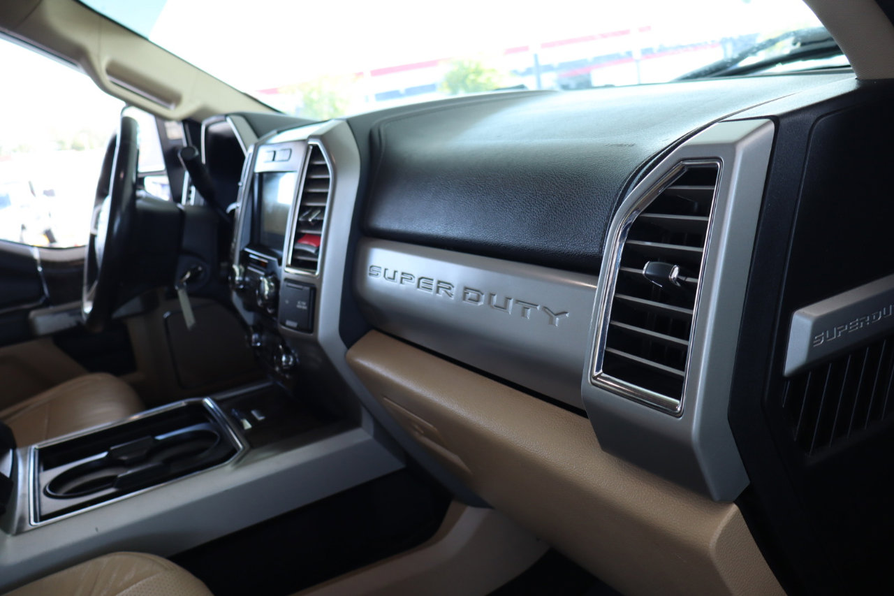 Used 2017 Ford F350 Lariat w/ Lariat Value Package image 41