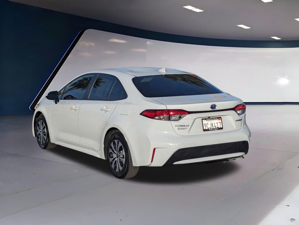 Used 2022 Toyota Corolla LE image 5