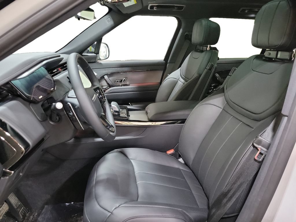 New 2026 Land Rover Range Rover Sport Dynamic SE AWD/4WD image 13