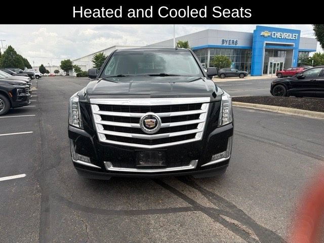 Used 2015 Cadillac Escalade Luxury AWD/4WD image 2