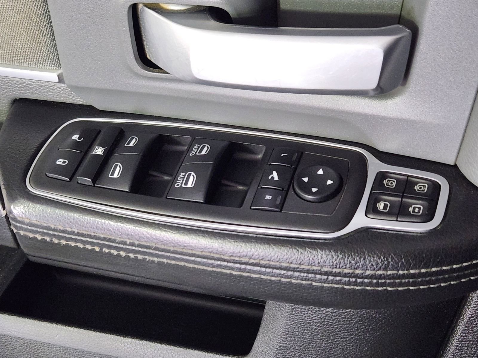 Used 2023 RAM 2500 Big Horn w/ Level 1 Equipment Group image 28