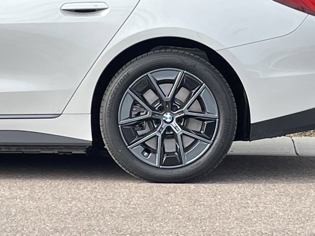 Used 2025 BMW i4 eDrive40 w/ Premium Package image 23