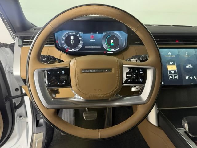 Certified 2025 Land Rover Range Rover Autobiography AWD/4WD image 18