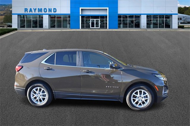 Certified 2024 Chevrolet Equinox LT image 2