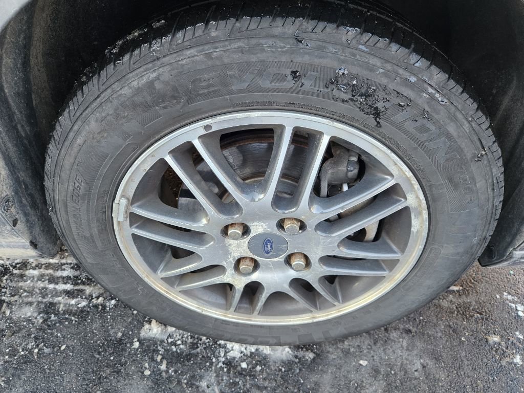 Used 2011 Ford Focus SE w/ 201A Rapid Spec Order Code image 22