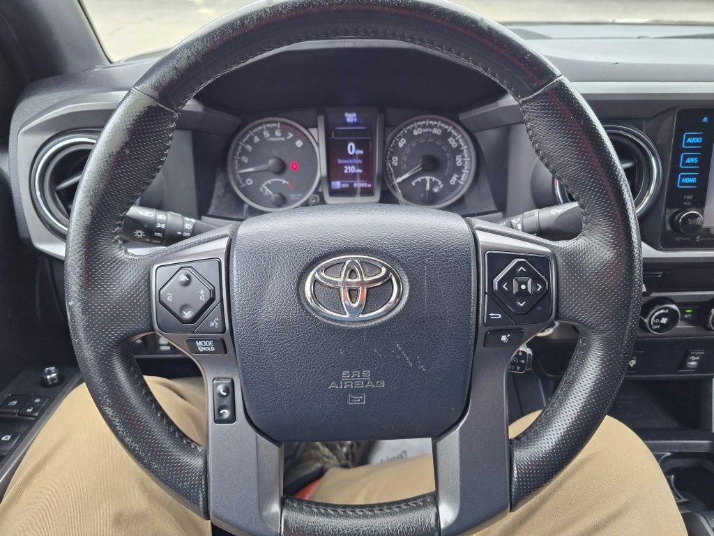 Used 2017 Toyota Tacoma TRD Off-Road w/ Tow Package (A/T) AWD/4WD image 12