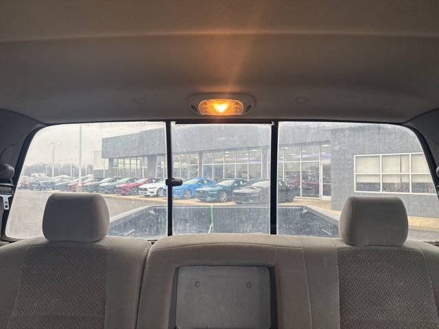 Used 2004 Ford F250 XLT image 16